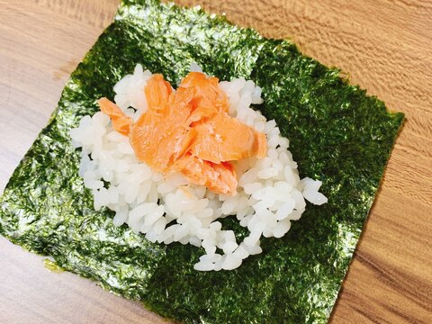 焼き鮭の海苔巻き